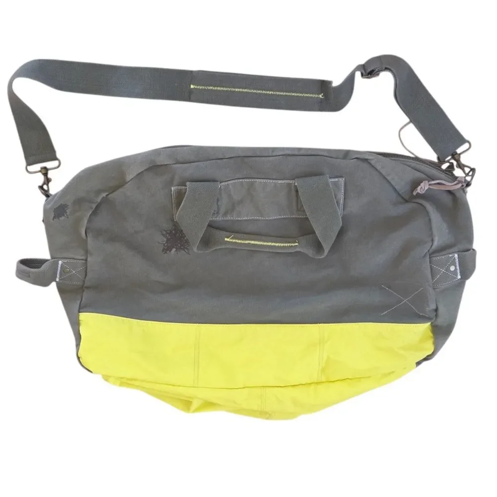 Vintage GAP DUFFEL BAG HUGE Shoulder Strap ODG Army Green Military Grunge
